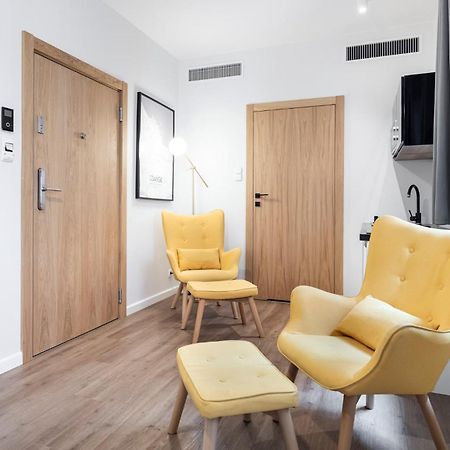 Rent Like Home - Apartamenty W Deo Plaza กดัญสก์ ภายนอก รูปภาพ