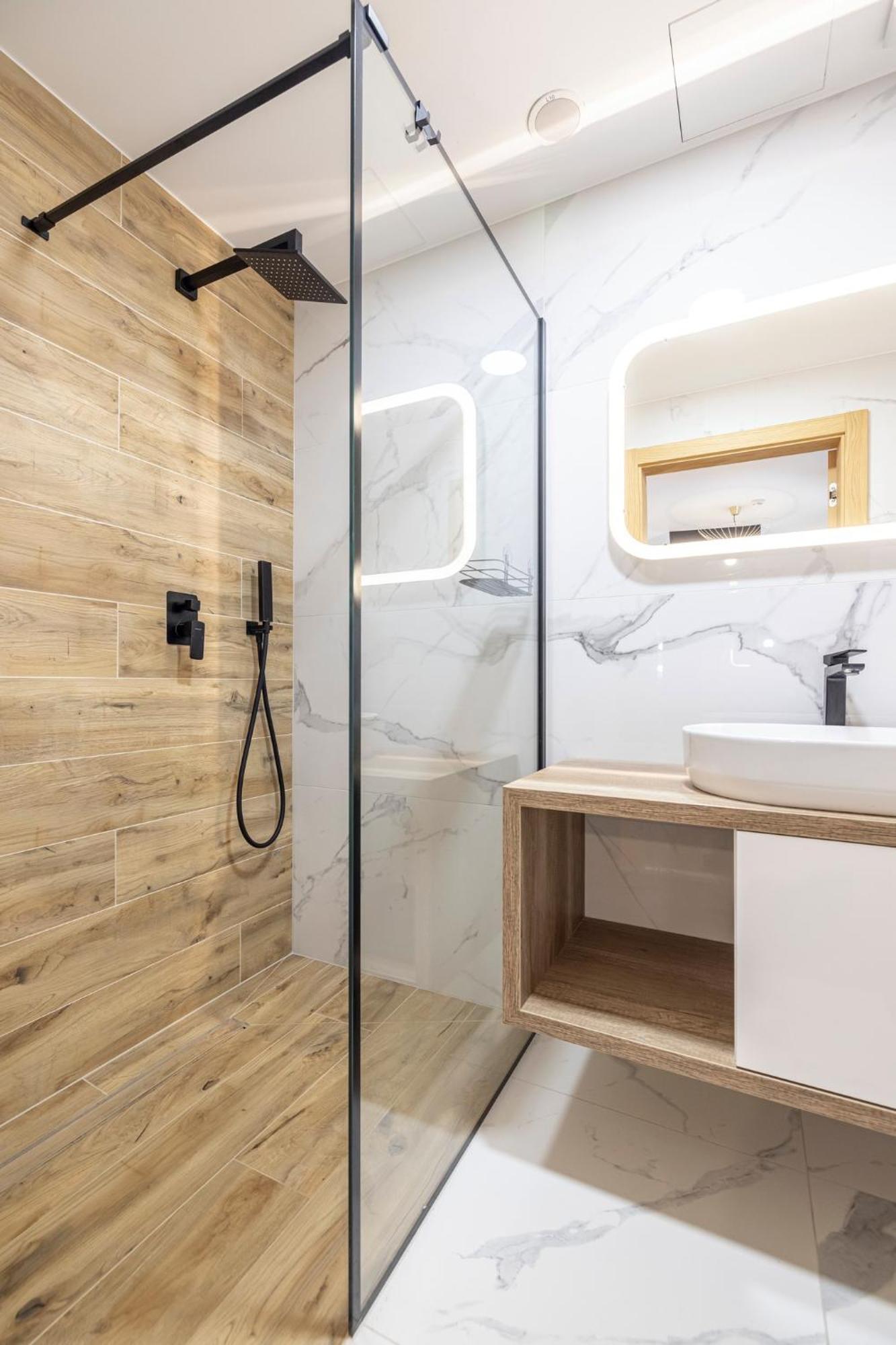 Rent Like Home - Apartamenty W Deo Plaza กดัญสก์ ภายนอก รูปภาพ