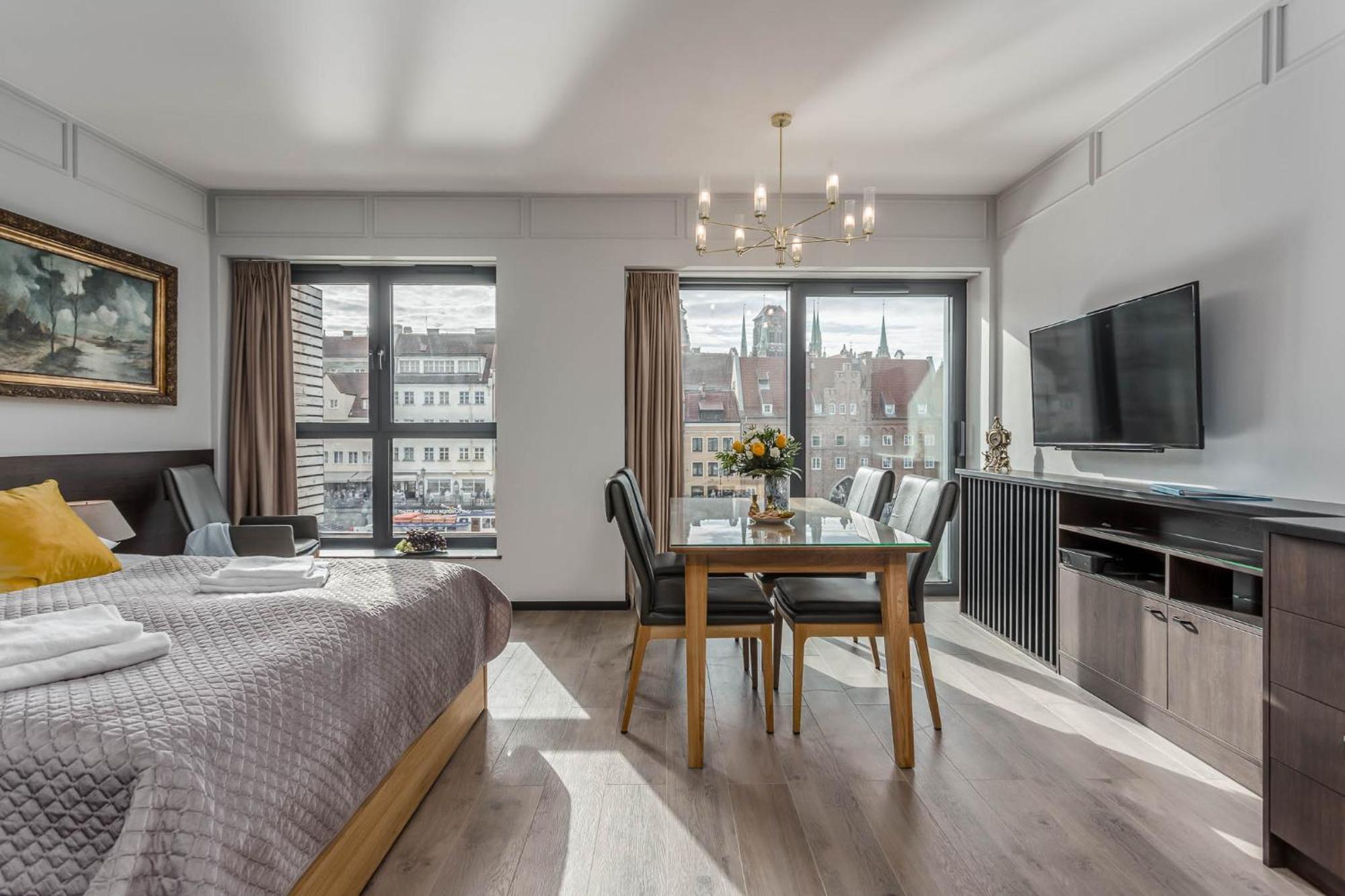 Rent Like Home - Apartamenty W Deo Plaza กดัญสก์ ภายนอก รูปภาพ